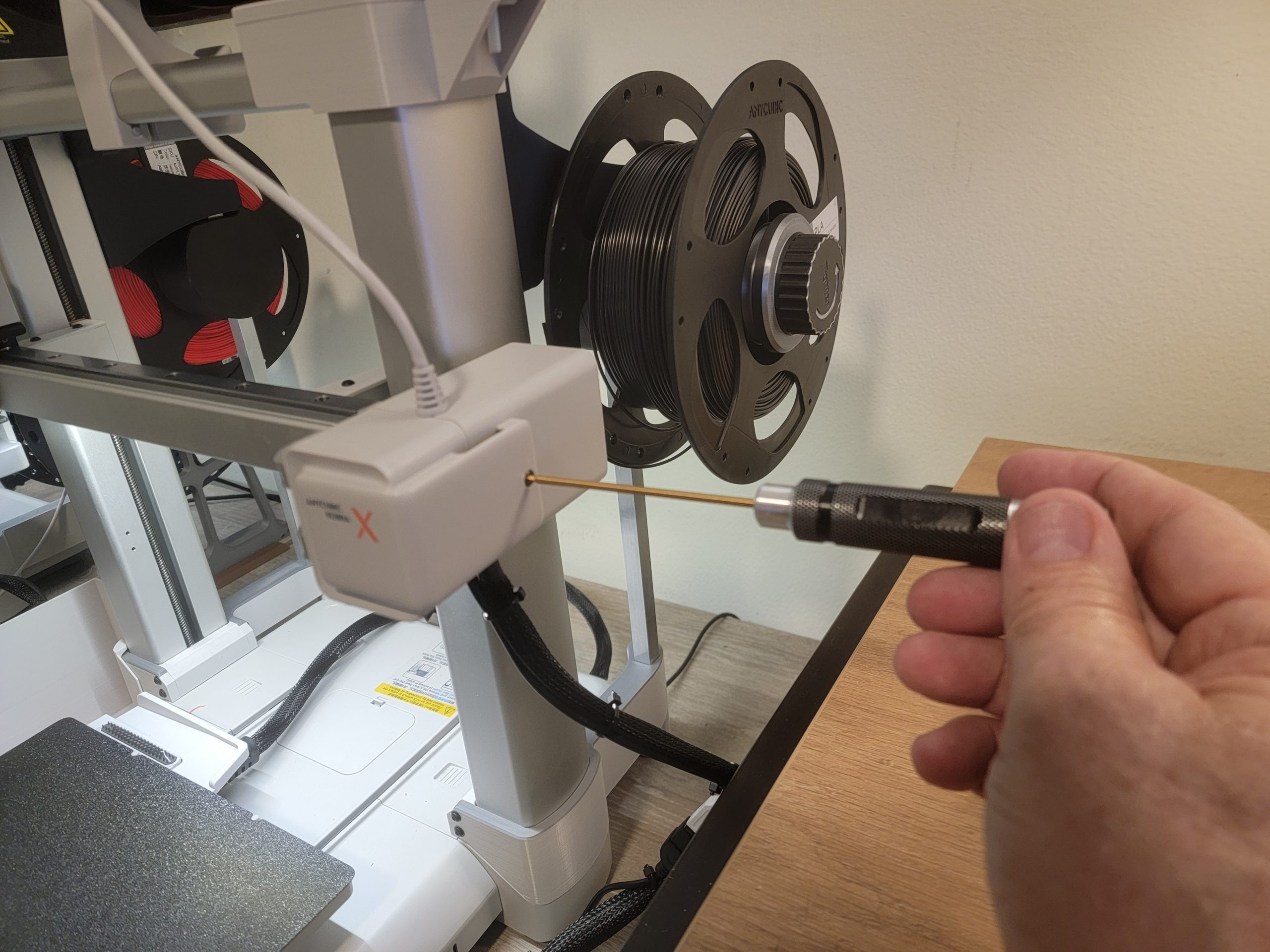 Upper y-axis pulley
